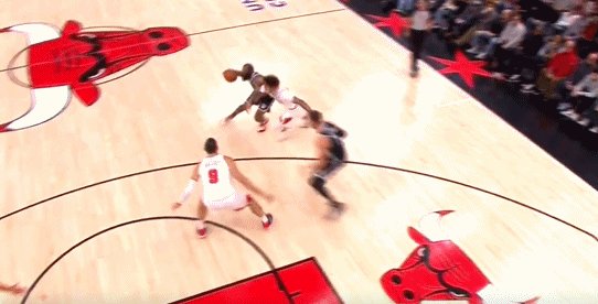 1636466997419017811.gif 哈登.gif