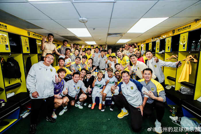 kaiyun.com-中甲开门红！新人亮相，广州豹底气更足|卡马拉|冯峰|尼康|图多列|杨浩_新浪体育_新浪新闻